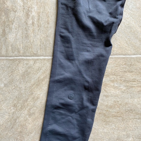 Lululemon Charcoal Grey Leggings - Picture 2 of 7